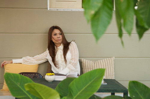 Hẹn hò ở góc khuất thế này thì parazazzi làm sao mà rình rập được.