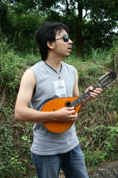 'Này có em xóm núi, có thương anh thật không' 'Này có em xóm núi, có thương anh thật không'