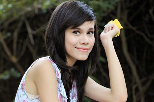 Sau vụ lùm xùm với Ngô Kiến Huy, Thụy Anh chủ động khép lại mọi thứ để tập trung chăm sóc bé Jacky mới tròn 3 tháng tuổi. Bình tâm trở lại sau sóng gió, Thụy Anh chỉ muốn chuyên tâm vào làm việc để kiếm tiền lo cho tương lai của con. Với cô, bây giờ không chỉ còn sống cho riêng mình, mà còn vì bé trai xinh xắn, đáng yêu. Sau vụ lùm xùm với Ngô Kiến Huy, Thụy Anh chủ động khép lại mọi thứ để tập trung chăm sóc bé Jacky mới tròn 3 tháng tuổi. Bình tâm trở lại sau sóng gió, Thụy Anh chỉ muốn chuyên tâm vào làm việc để kiếm tiền lo cho tương lai của con. Với cô, bây giờ không chỉ còn sống cho riêng mình, mà còn vì bé trai xinh xắn, đáng yêu.