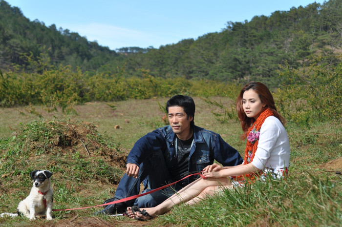 Anh em mình ngồi đợi con cún của em nó tươi tỉnh hơn rồi mới về nhé. Anh em mình ngồi đợi con cún của em nó tươi tỉnh hơn rồi mới về nhé.