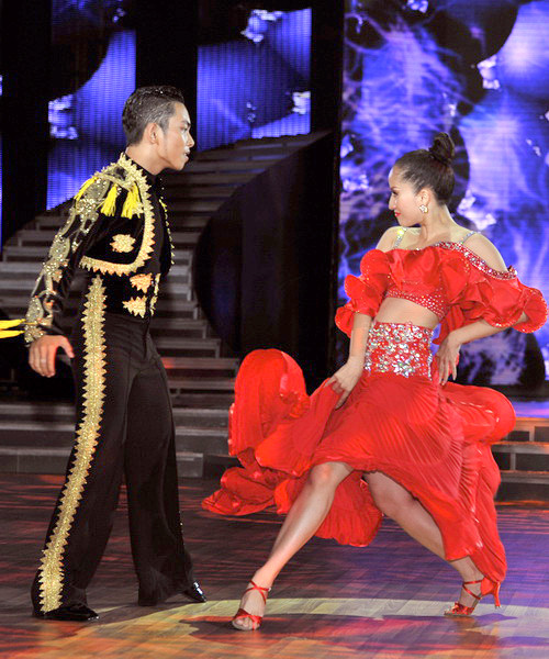 Nào, anh có giỏi thì tiếp tục cãi nhau xem ai thắng!