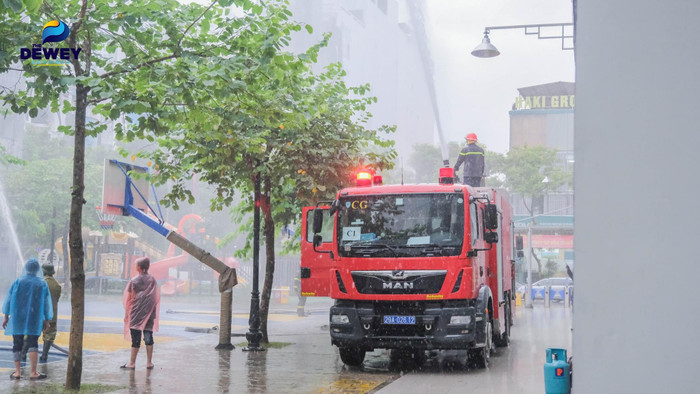 Một buổi diễn tập phòng cháy chữa cháy tại trường. Ảnh: NTCC Một buổi diễn tập phòng cháy chữa cháy tại trường. Ảnh: NTCC