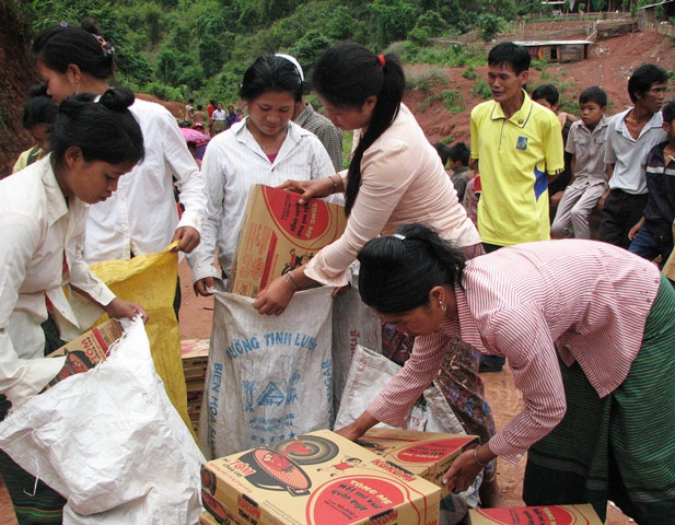 Chia sẻ khó khăn với người dân vùng cao Quảng Bình ảnh 7