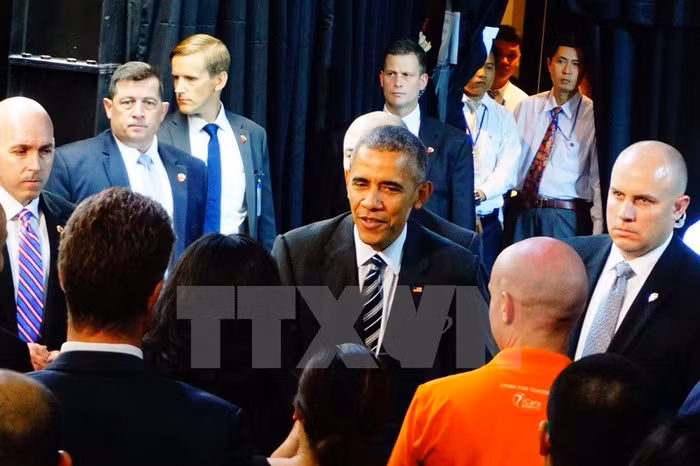 Ông Obama trò chuyện cởi mở với doanh nghiệp trẻ khởi nghiệp ảnh 1