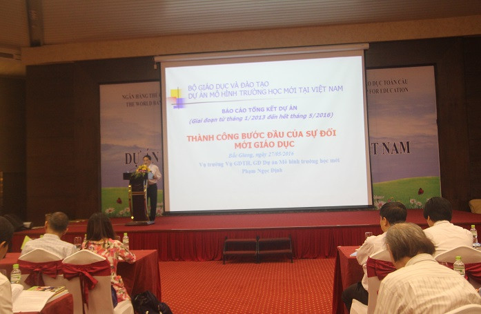 TS Phạm Ngọc Định - Vụ trưởng Vụ Giáo dục tiểu học (Bộ GD&ĐT) báo cáo tổng kết Dự án Mô hình trường học mới Việt Nam vào sáng 27/5 TS Phạm Ngọc Định - Vụ trưởng Vụ Giáo dục tiểu học (Bộ GD&ĐT) báo cáo tổng kết Dự án Mô hình trường học mới Việt Nam vào sáng 27/5