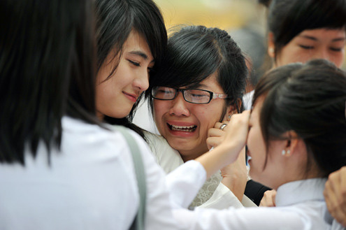 Tình khúc 12, chùm thơ chia tay tuổi học trò (Ảnh minh họa từ plo.vn) Tình khúc 12, chùm thơ chia tay tuổi học trò (Ảnh minh họa từ plo.vn)