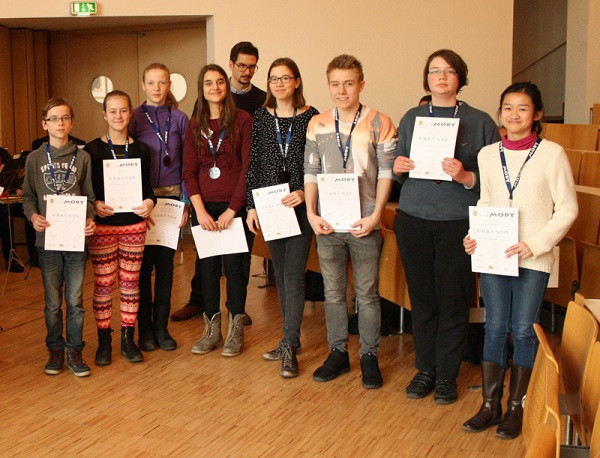 Thanh Mai tại buổi trao chứng chỉ vô địch học sinh giỏi toán mang tên Moby Deutschland Olympiade năm 2016 (Ảnh nhân vật cung cấp)