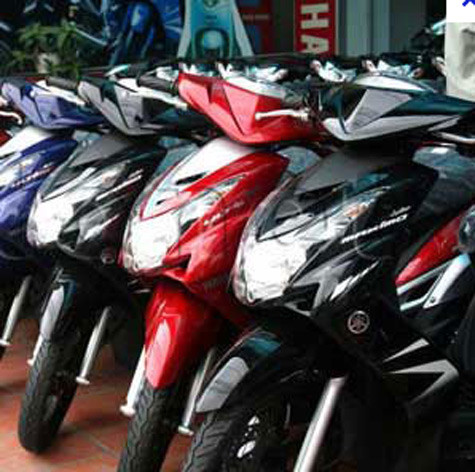 Có dòng xe máy đã giảm giá đến 1/3 so với giá niêm yết nhưng vẫn ế ẩm khiến nhiều nhân viên đại lý ngao ngán. Ảnh minh họa.