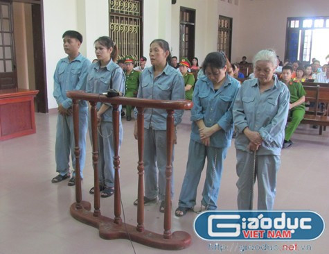 Các bị cáo tại phiên tòa. Các bị cáo tại phiên tòa.