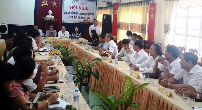 Lãnh đạo phòng giáo dục kêu khó do thay đổi phân cấp quản lý ảnh 3 Lãnh đạo phòng giáo dục kêu khó do thay đổi phân cấp quản lý ảnh 3