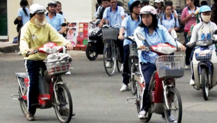 Xe gặp trục trặc tìm được nơi sửa cũng toát mồ hôi. Xe gặp trục trặc tìm được nơi sửa cũng toát mồ hôi.