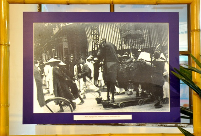 Năm 1920, người Hà Nội đã tổ chức rước ngựa. Năm 1920, người Hà Nội đã tổ chức rước ngựa.