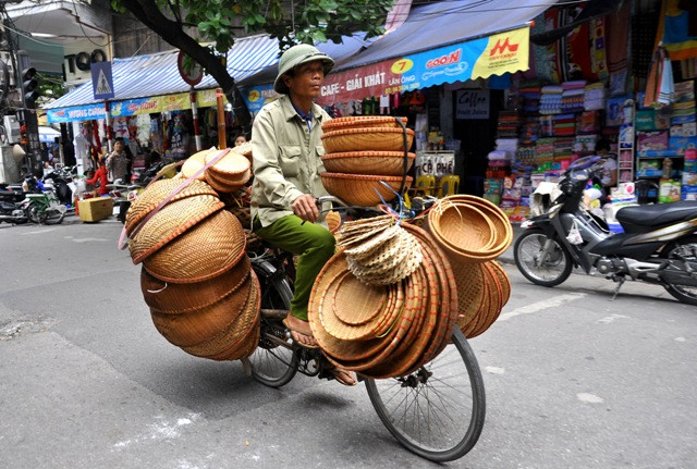 Một Hà Nội rất thanh bình và cổ kính. Một Hà Nội rất thanh bình và cổ kính.