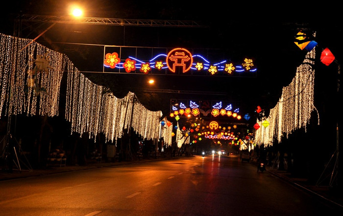 Đường Điện Biên Phủ. Đường Điện Biên Phủ.