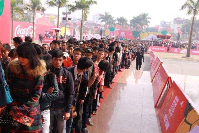 NHM Việt Nam được hưởng bầu không khí lễ hội bóng đá sôi động, mang đậm màu sắc Brazil - nước chủ nhà của VCK World Cup 2014 ngay tại Thủ đô Hà Nội.