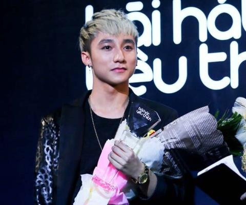 Sơn Tùng trên sân khấu Bài hát yêu thích Sơn Tùng trên sân khấu Bài hát yêu thích