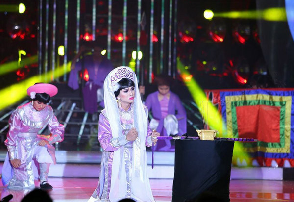 Hoài Lâm hóa cố nghệ sĩ cải lương Thanh Nga xuất sắc giành Quán quân Gương mặt thân quen Hoài Lâm hóa cố nghệ sĩ cải lương Thanh Nga xuất sắc giành Quán quân Gương mặt thân quen