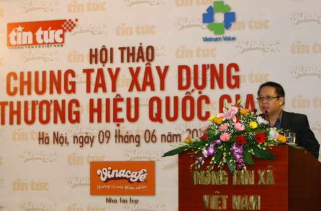 Chuyên gia Võ Văn Quang tham gia Hội thảo Chung tay xây dựng thương hiệu quốc gia. Chuyên gia Võ Văn Quang tham gia Hội thảo Chung tay xây dựng thương hiệu quốc gia.