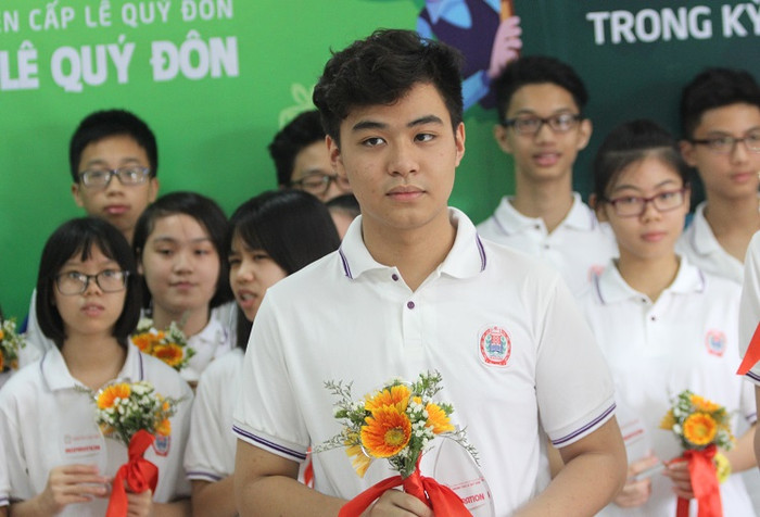 Ngày chủ nhật, Thảo không bao giờ đụng đến sách vở ảnh 2