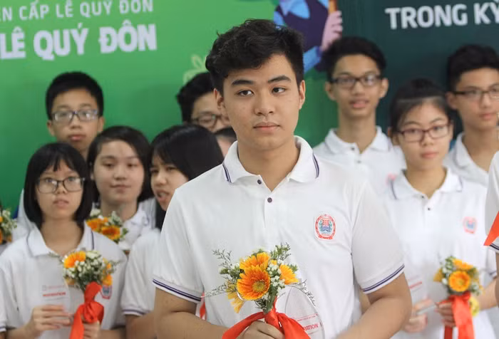 Ngày chủ nhật, Thảo không bao giờ đụng đến sách vở ảnh 2