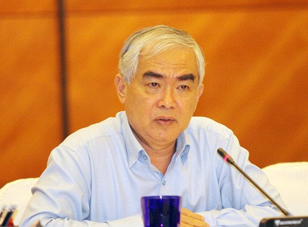 Tuy nhiên, cho đến thời điểm này, không hề có thông tin nào từ cơ quan chức năng về ông Lê Hùng Dũng – Chủ tịch HĐQT của Eximbank như “Quan làm báo” đã đưa tin. (Ảnh: Thành Luân) Tuy nhiên, cho đến thời điểm này, không hề có thông tin nào từ cơ quan chức năng về ông Lê Hùng Dũng – Chủ tịch HĐQT của Eximbank như “Quan làm báo” đã đưa tin. (Ảnh: Thành Luân)