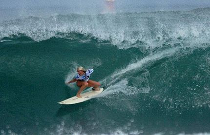 Sự gan dạ và ý chí vượt khó của Bethany Hamilton là một tấm gương sáng cho thanh thiếu niên trên khắp thế giới noi theo…