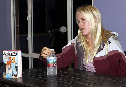 Sự gan dạ và ý chí vượt khó của Bethany Hamilton là một tấm gương sáng cho thanh thiếu niên trên khắp thế giới noi theo…