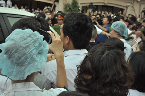 Điện thoại hiện đại sẽ lưu được hình ảnh cháu đẹp hơn Điện thoại hiện đại sẽ lưu được hình ảnh cháu đẹp hơn