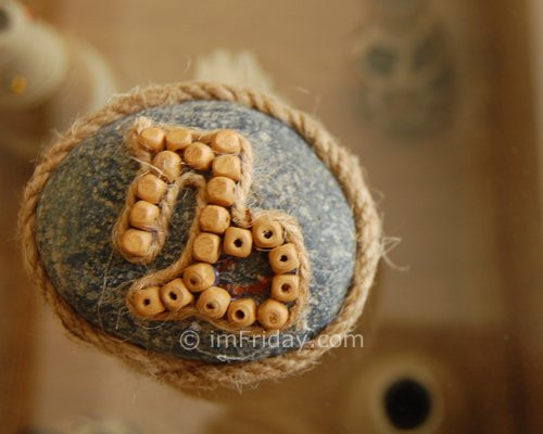 Ma Kết (22/12 - 19/1) Ma Kết sẽ thấy những người xung quanh mình hôm nay sao mà kỳ cục quá, hơi "điên điên" nhưng cũng khá nhí nhố, cứ như là từ hành tinh nào bay tới vậy. Lúc nào nhìn họ cũng tràn đầy nguồn năng lượng, lúc nào cũng háo hức, tung tăng, nhảy nhót. Tuy nhìn cũng khá vui đó, nhưng đôi lúc bạn sẽ cảm thấy phiền. Không sao, lâu lâu thay đổi không khí cũng thú vị mà. Ma Kết (22/12 - 19/1) Ma Kết sẽ thấy những người xung quanh mình hôm nay sao mà kỳ cục quá, hơi "điên điên" nhưng cũng khá nhí nhố, cứ như là từ hành tinh nào bay tới vậy. Lúc nào nhìn họ cũng tràn đầy nguồn năng lượng, lúc nào cũng háo hức, tung tăng, nhảy nhót. Tuy nhìn cũng khá vui đó, nhưng đôi lúc bạn sẽ cảm thấy phiền. Không sao, lâu lâu thay đổi không khí cũng thú vị mà.