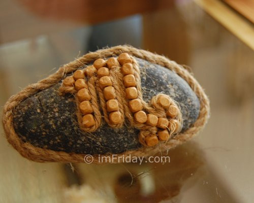 Hổ Cáp (23/10 - 21/11) Để có thể hiểu rõ thật thấu đáo một người hoặc một việc thực sự là một chặng đường không dễ dàng chút nào, nhưng phần thưởng của nó lại rất lớn lao. Nếu có thể hiểu sâu sắc và cặn kẽ cuộc sống này, thì đó chính là phần thưởng đầu tiên bạn có được, nhưng nếu có thể đem nó vào sử dụng, thực hành thì đó chính là may mắn, hạnh phúc của bạn. Ngày hôm nay bạn nên chia sẻ tất cả những gì bạn hiểu, cảm nhận được từ cuộc sống cho những người xung quanh. Hổ Cáp (23/10 - 21/11) Để có thể hiểu rõ thật thấu đáo một người hoặc một việc thực sự là một chặng đường không dễ dàng chút nào, nhưng phần thưởng của nó lại rất lớn lao. Nếu có thể hiểu sâu sắc và cặn kẽ cuộc sống này, thì đó chính là phần thưởng đầu tiên bạn có được, nhưng nếu có thể đem nó vào sử dụng, thực hành thì đó chính là may mắn, hạnh phúc của bạn. Ngày hôm nay bạn nên chia sẻ tất cả những gì bạn hiểu, cảm nhận được từ cuộc sống cho những người xung quanh.