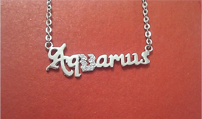 Bảo Bình (20/1 - 18/2) Công việc và học hành vất vả khiến bạn tốn khá nhiều sức lực đến nỗi thiếu thời gian quan tâm tới bản thân. Nên chú ý hơn nữa! Một chế độ dinh dưỡng tốt cũng là cách tăng cường sức khỏe đó. Nếu phát hiện một vài biểu hiện sức khỏe kém thì nên đi bác sĩ. Sức khỏe là vàng, bạn sẽ chẳng thể làm gì nếu thiếu chúng.