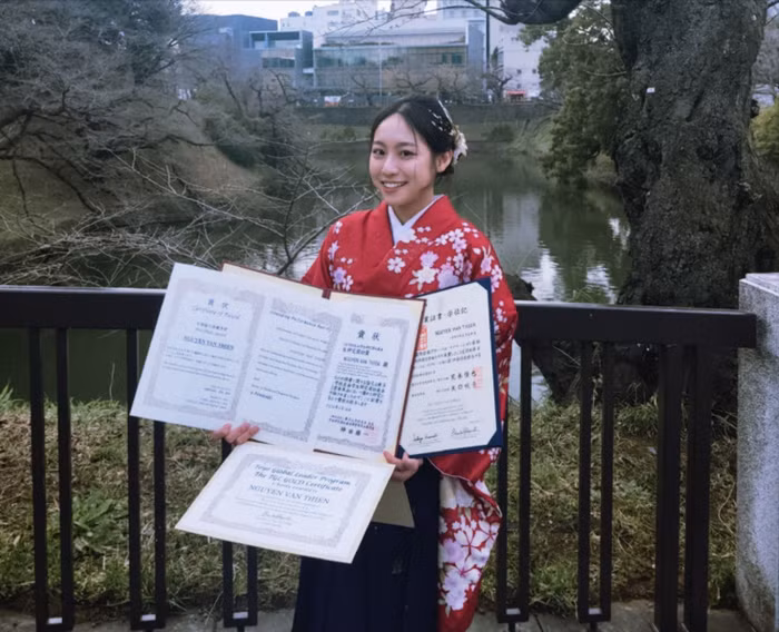 Tốt nghiệp tại Nhật.jpg