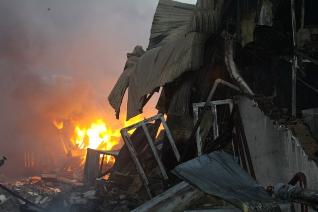 Hiện trường vụ cháy chiều qua, ngày 6/4 Hiện trường vụ cháy chiều qua, ngày 6/4