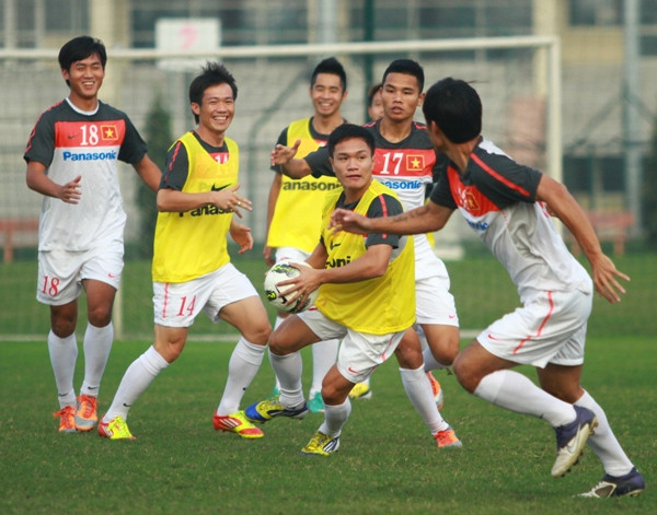 ĐT Việt Nam đang rất tự tin trước cuộc tiếp đón UAE. ĐT Việt Nam đang rất tự tin trước cuộc tiếp đón UAE.