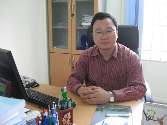 TS Khuất Việt Hùng " phải nghiên cứu kỹ trước khi áp dụng"