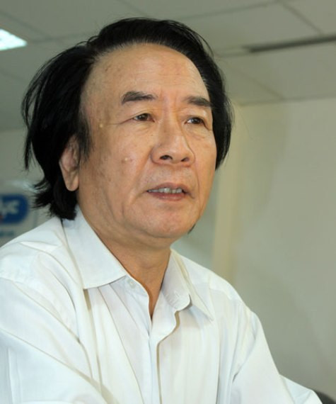 TS Nguyễn Xuân Thủy bày tỏ ý kiến ( nguồn internet)