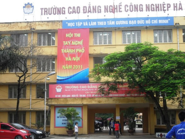 Trường cao đẳng nghề công nghiệp nơi học viên Công đang làm giảng viên Trường cao đẳng nghề công nghiệp nơi học viên Công đang làm giảng viên
