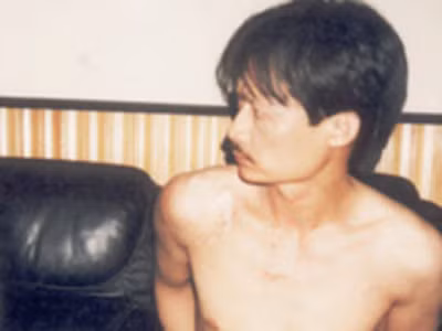 Giang hồ Khánh "trắng"