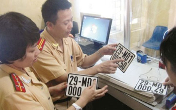 Yêu cầu bắt buộc đăng ký xe đạp điện, xe máy điện, nếu chủ phương tiện không thực hiện đăng ký sẽ bị xử phạt từ 1/7/2016 - ảnh minh họa/ nguồn Báo Giao thông vận tải Yêu cầu bắt buộc đăng ký xe đạp điện, xe máy điện, nếu chủ phương tiện không thực hiện đăng ký sẽ bị xử phạt từ 1/7/2016 - ảnh minh họa/ nguồn Báo Giao thông vận tải