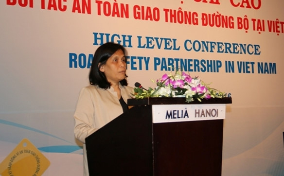 Bà Socorro Escalante cho rằng, Việt Nam đã nêu kinh nghiệm quý trong việc thực hành và thực thi thành công quy định đội mũ bảo hiểm vào năm 2007 - ảnh nguồn Báo giao thông vận tải. Bà Socorro Escalante cho rằng, Việt Nam đã nêu kinh nghiệm quý trong việc thực hành và thực thi thành công quy định đội mũ bảo hiểm vào năm 2007 - ảnh nguồn Báo giao thông vận tải.