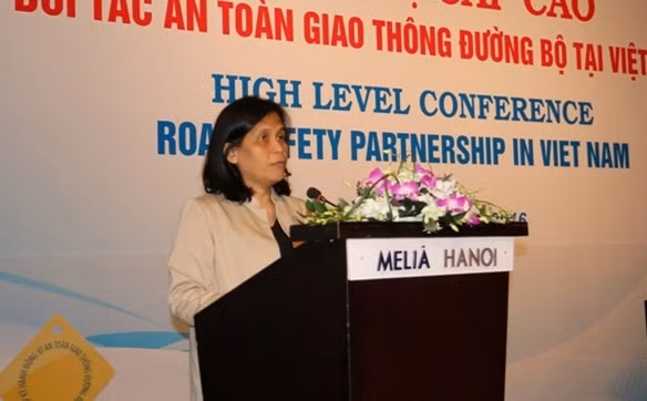 Bà Socorro Escalante cho rằng, Việt Nam đã nêu kinh nghiệm quý trong việc thực hành và thực thi thành công quy định đội mũ bảo hiểm vào năm 2007 - ảnh nguồn Báo giao thông vận tải.