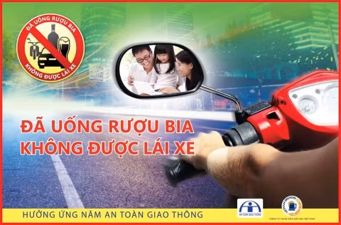 Để giảm tai nạn giao thông liên quan đến rượu bia quan trọng nhất là phải tuyên truyền nâng cao nhận thức người dân về tác hại của rượu bia khi lái xe - ảnh nguồn: Báo Công an nhân dân