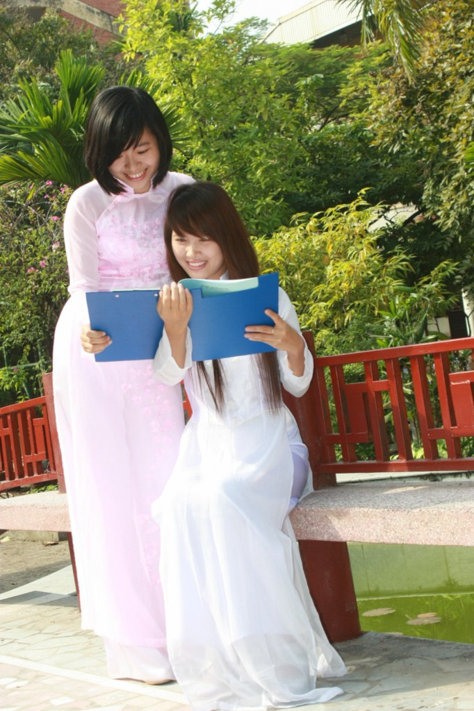 Trang là người khá nhút nhát, sống nội tâm