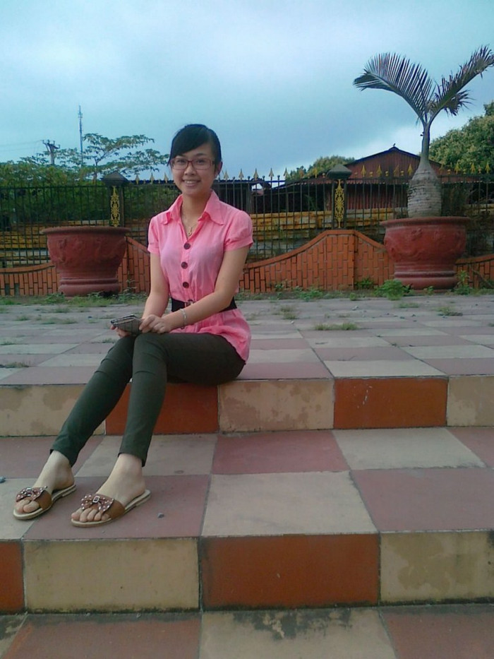 Quyên luôn muốn đem lại nụ cười cho mọi người, biết trân trọng và yêu thương những gì mình có :)