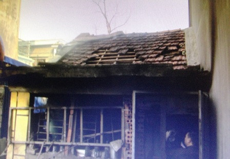 Ngôi nhà của cụ Thơm bị thiêu rụi