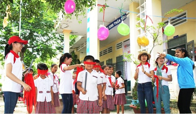Ngoài ra Đoàn thanh niên HDBank còn tổ chức nhiều trò chơi dân gian hấp dẫn. Ngoài ra Đoàn thanh niên HDBank còn tổ chức nhiều trò chơi dân gian hấp dẫn.