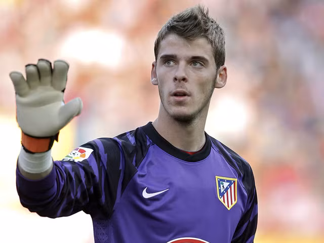 David de Gea (Thi đấu cho MU, quốc tịch Tây Ban Nha): Khác với các ngôi sao trên, De Gea không hề bị chấn thương nhưng sự vắng mặt của thủ thành số 1 MU sẽ là điều khá đáng tiếc với rất nhiều NHM.