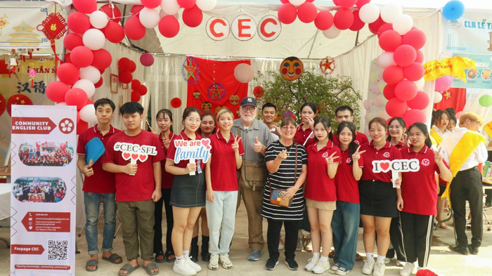 Sinh viên Trường Ngoại ngữ - Đại học Thái Nguyên. z5656998276108_641d42e0649d8fb0ffb10a3d038b9130.jpg