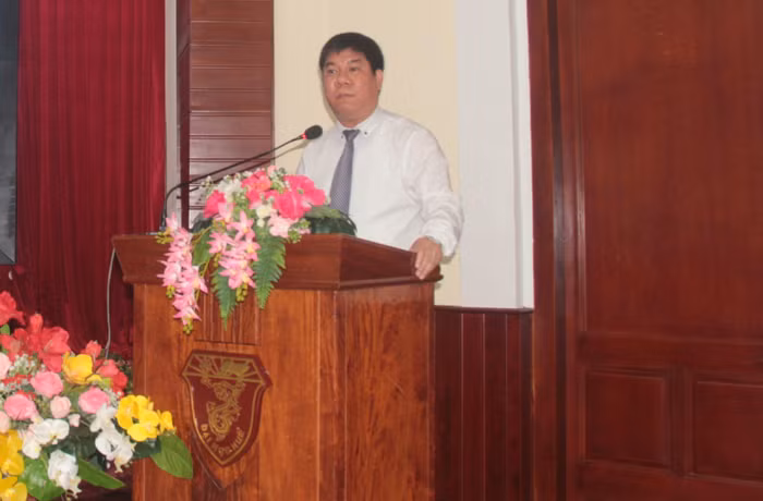 Phó Giáo sư Huỳnh Văn Chương nói về những khó khăn, vướng mắc đối với mô hình Đại học 2 cấp hiện nay. Ảnh: An Nguyên