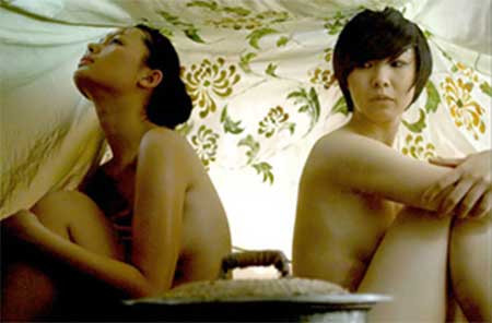 'Bỏng mắt' cảnh nóng phim Việt từ thập niên 1970 ảnh 6 'Bỏng mắt' cảnh nóng phim Việt từ thập niên 1970 ảnh 6